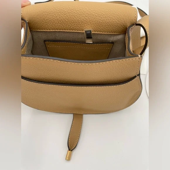 ❌SOLD❌ NEW CHLOE MARCIE TAN LEATHER SMALL SADDLE CROSSBODY BAG PURSE NWT - Picture 13 of 16